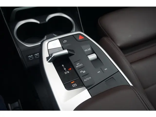 BMW iX1 eDrive20 2024 Elektrisch 17