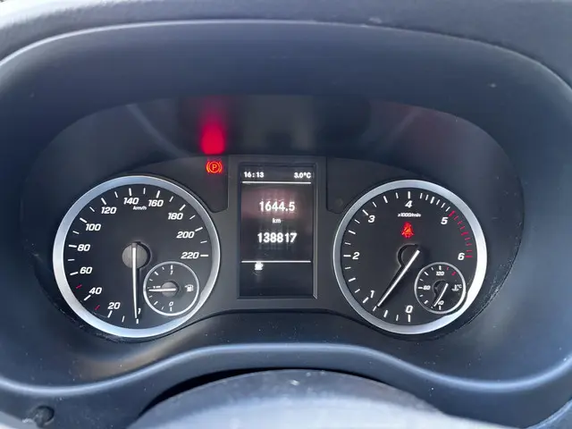 Mercedes-Benz Vito 116 CDI Lang 2019 Diesel 13