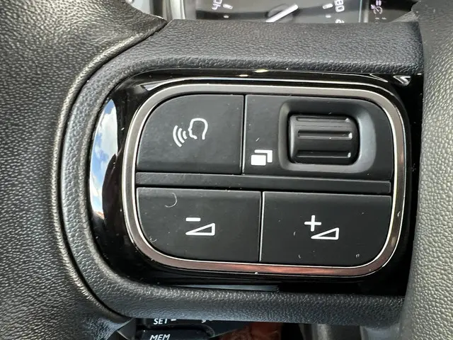 Citroën C3 1.2 82 pk Shine 2018 Benzine 29