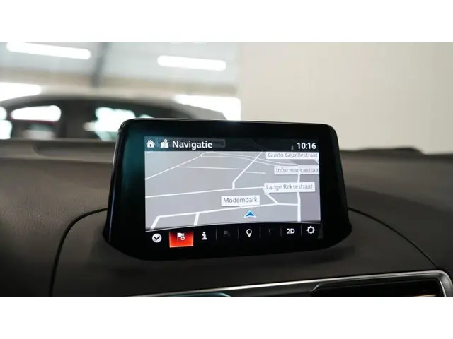 Mazda 3 2.0 SkyActiv-G 120 TS 2017 Benzine 17