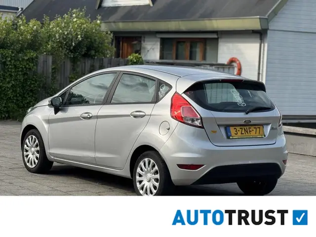 Ford Fiesta 1.0 Style,airco, km nap,navigatie 2015 Benzine 7