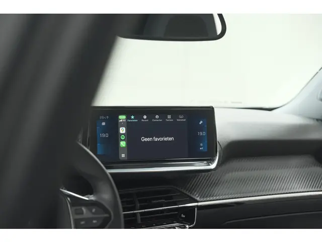 Peugeot 2008 PureTech 130 Allure 2020 Benzine 56