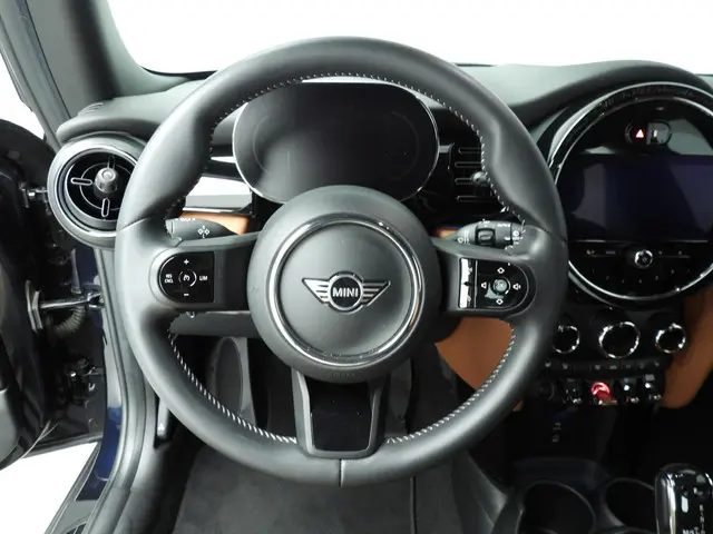 MINI 3-Deurs Cooper 2022 Benzine 11