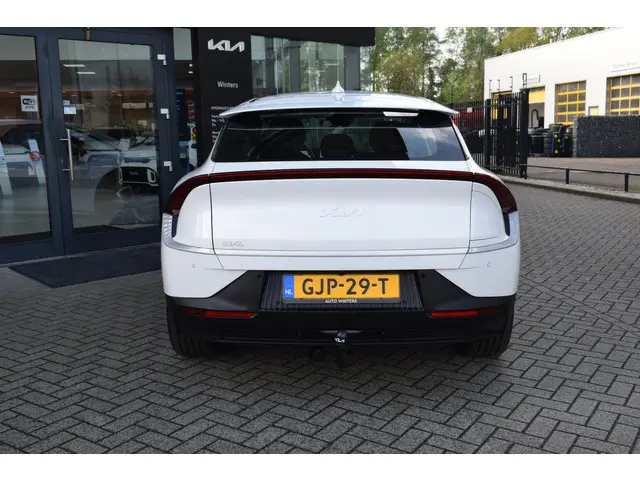 Kia EV6 77.4kWh Light 2024 Elektrisch 24