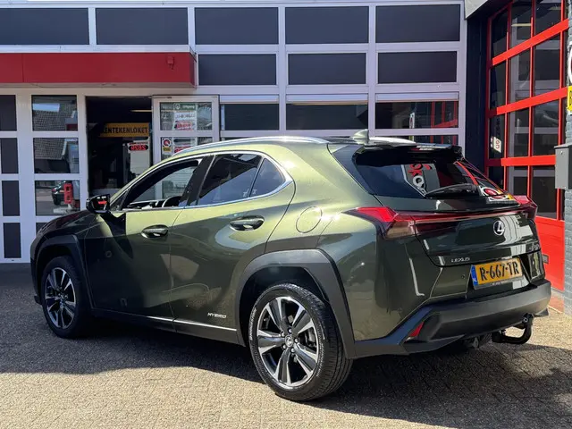 Lexus UX 250h Preference Line 2022 Hybride Benzine 7