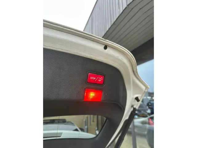 Mercedes-Benz CLA Shooting Brake 180 2018 Benzine 19