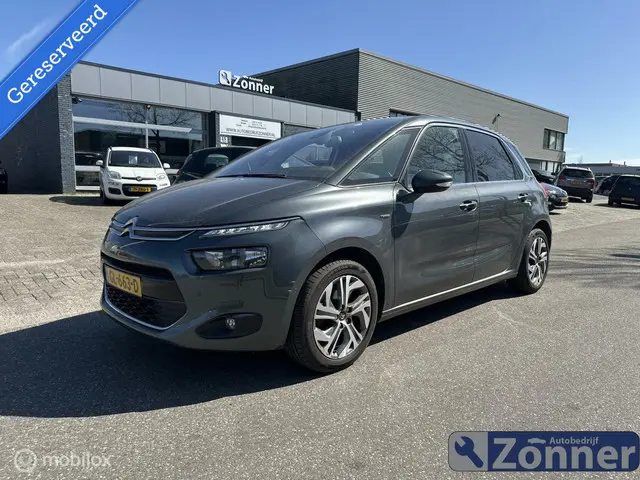 Citroën C4 Picasso 1.2 PureTech Attraction 2015 Benzine 2