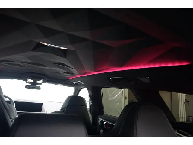 BMW XM 50e 2025 Hybride Benzine 31