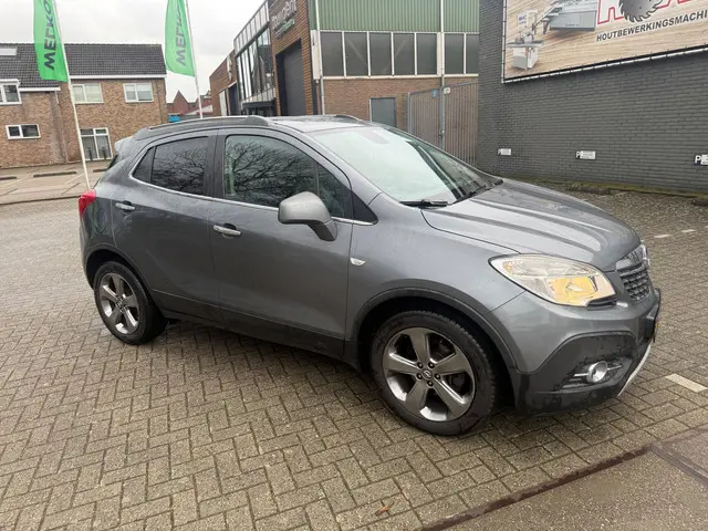Opel Mokka 1.6 Cosmo 2013 Benzine 3