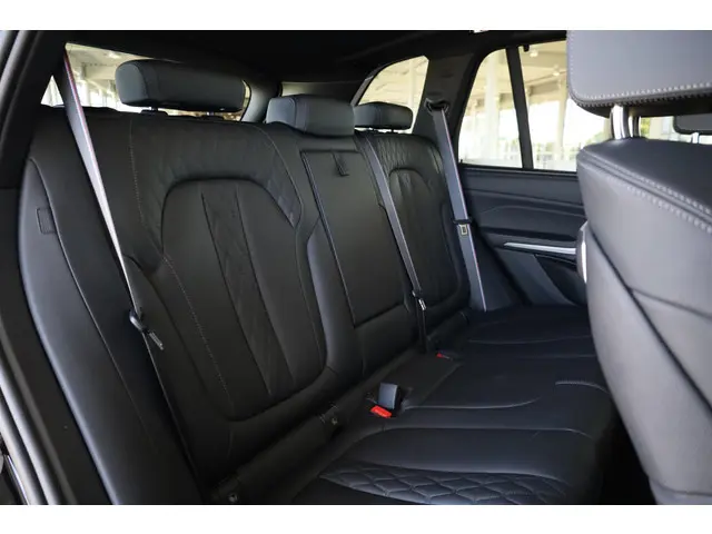 BMW X5 xDrive50e 2023 Hybride Benzine 9