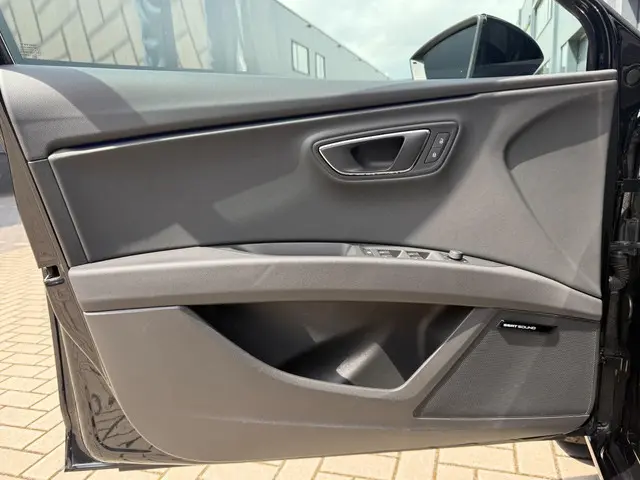 SEAT Leon 1.8 TSI FR Business Intense 2017 Benzine 10