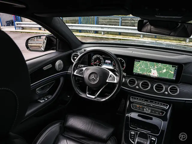 Mercedes-Benz E-Klasse 220 d Prestige 2015 Diesel 14