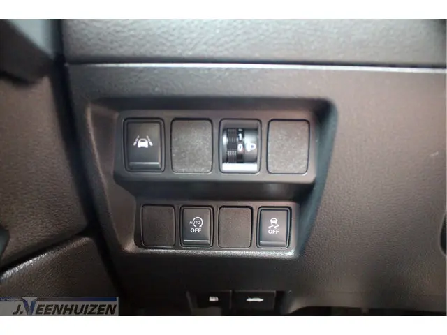 Nissan QASHQAI 1.2 N-Connecta 2017 Benzine 15