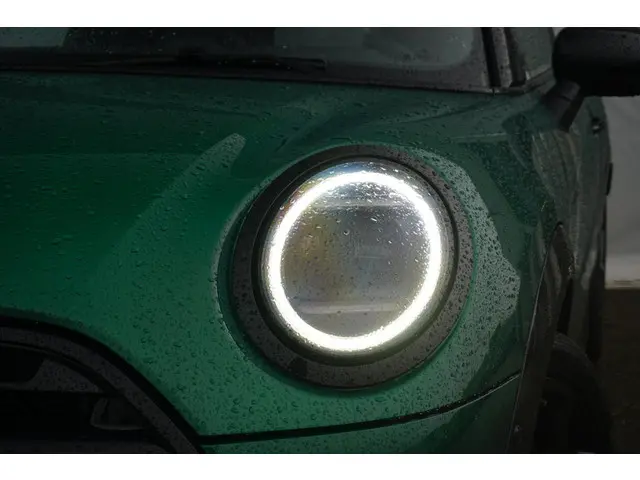 MINI 3-Deurs Cooper C 2025 Benzine 7