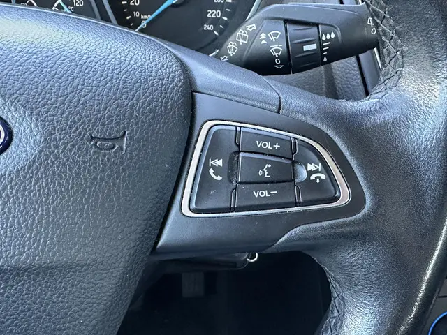 Ford Focus Wagon 1.0 Lease Edition 2017 Benzine 20