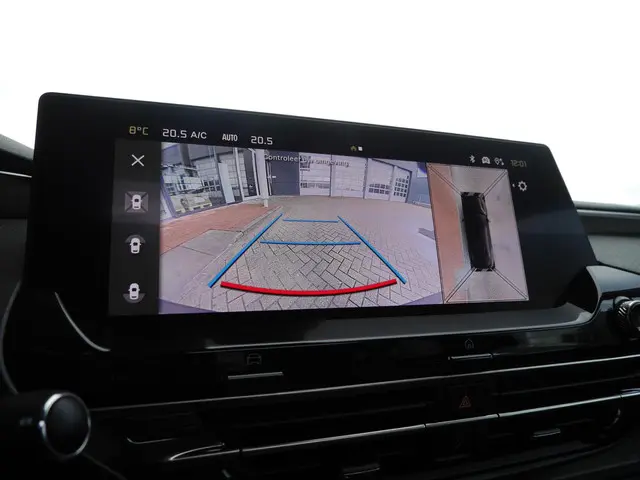 Citroën C5 X 1.6 180PK PureTech Shine 2022 Benzine 28