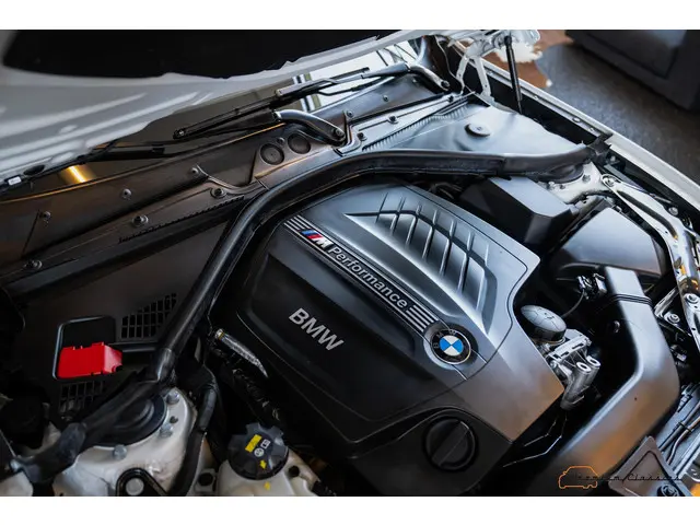 BMW 2 Serie Cabrio M235i Executive 2015 Benzine 39