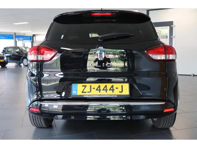 Renault Clio Estate 0.9 TCe Limited 2019 Benzine 7