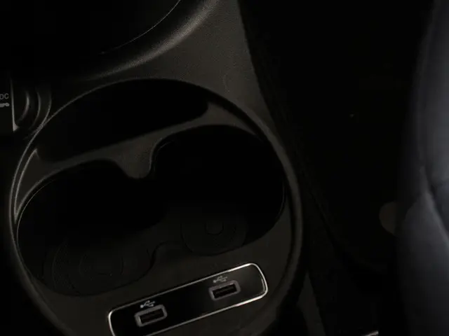 Fiat 500 1.0 Hybrid Club 2023 Benzine 17