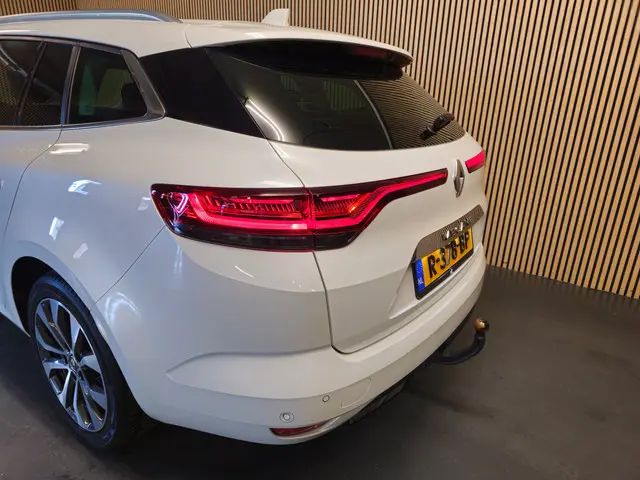 Renault Mégane Estate 1.3 TCe Intens 2021 Benzine 10