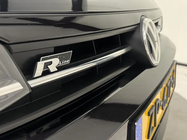 Volkswagen Polo 1.0 TSI R-LINE 2019 Benzine 16