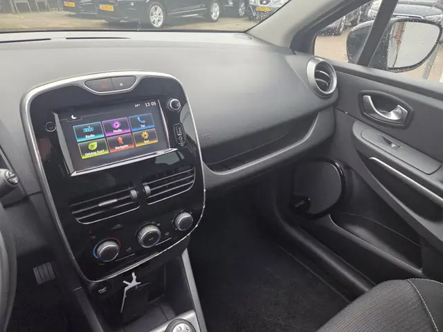 Renault Clio 0.9 TCe Night&Day 2016 Benzine 3