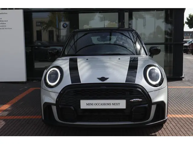 MINI 5-Deurs Cooper 2021 Benzine 3