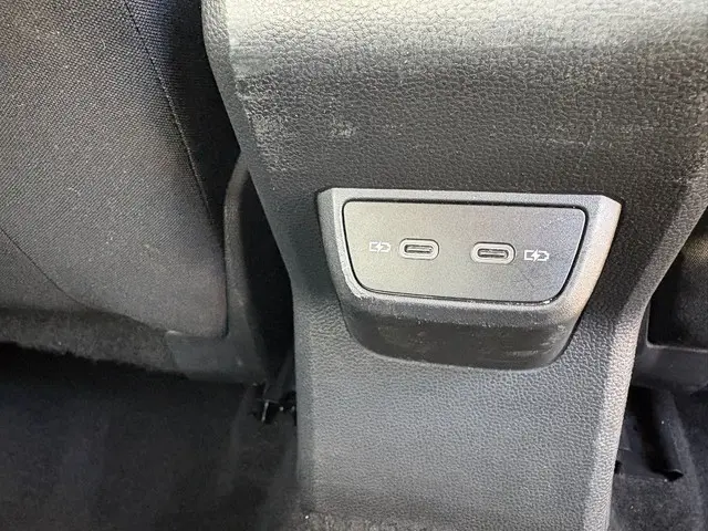 Volkswagen Polo 1.0 TSI Life PDC/ CARPLAY 2021 Benzine 17