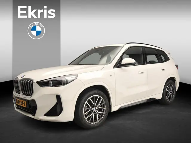 BMW X1 sDrive18i 2024 Benzine