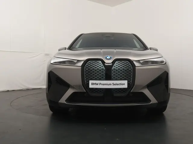 BMW iX xDrive40 2026 Elektrisch 6