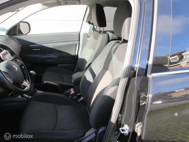 Mitsubishi ASX 1.6 Cleartec Intense 2015 Benzine 10