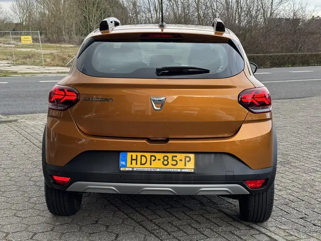 Dacia Sandero Stepway 1.0 TCe 90 Comfort 2021 Benzine 6