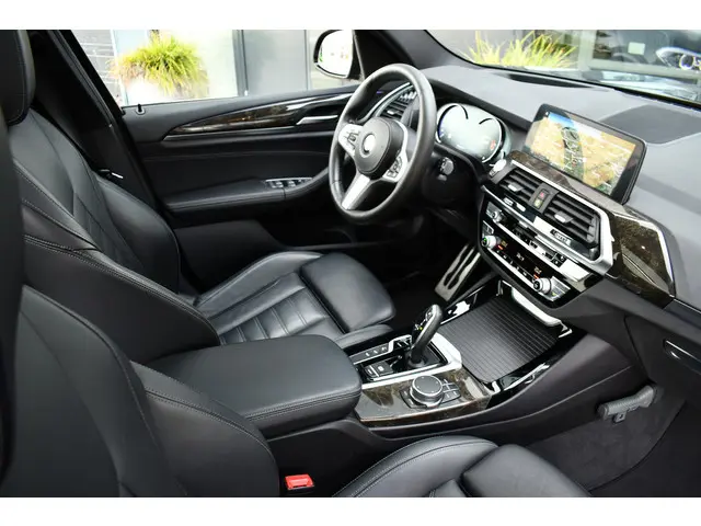 BMW X3 xDrive30i M-Sport 2018 Benzine 55