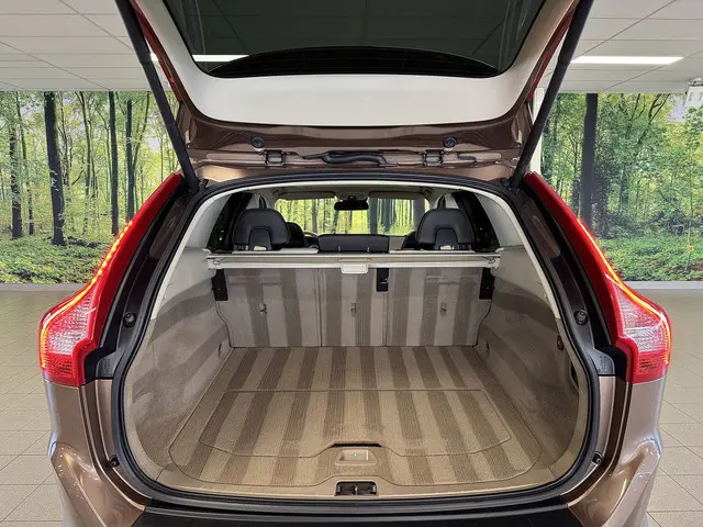 Volvo XC60 3.0 T6 AWD Summum 2012 Benzine 31