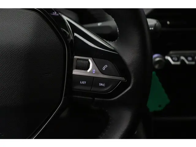 Peugeot 208 1.2 PureTech Active 2020 Benzine 22