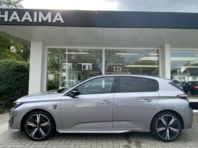 Peugeot 308 1.2T 130pk Automaat GT 2024 Benzine 11