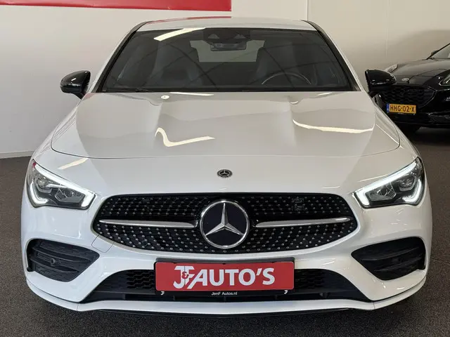 Mercedes-Benz CLA 220 AMG-LINE 4-MATIC 2019 Benzine 8