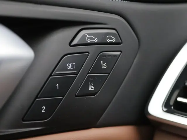 BMW X6 M Competition 2022 Benzine 27