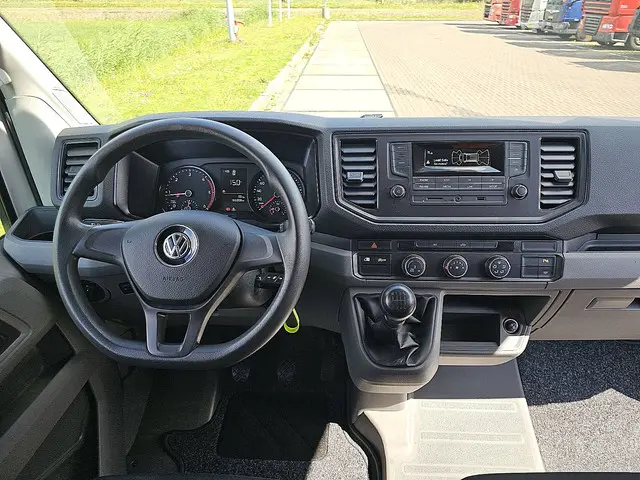 Volkswagen Crafter 35 2.0 2017 Diesel 8