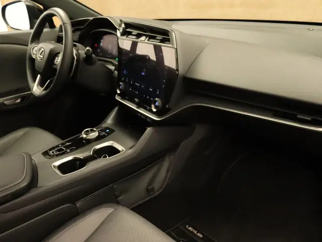 Lexus RZ 450e Executive Line 71 kWh 2023 Elektrisch 7