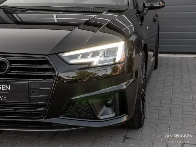 Audi A4 Avant 40 TFSI S-Line 2019 Benzine 40