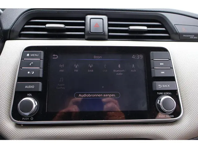 Nissan Micra 1.0 IG-T Acenta 2019 Benzine 6