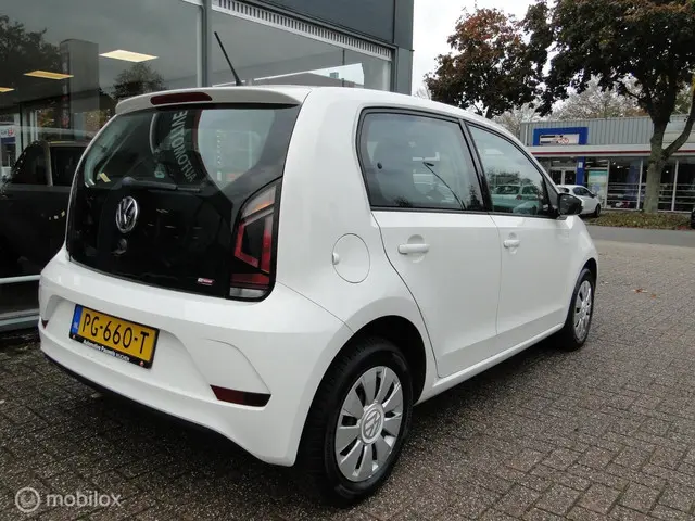 Volkswagen up! 1.0, schakel, benzine, 90.551 km 2017 Benzine 2