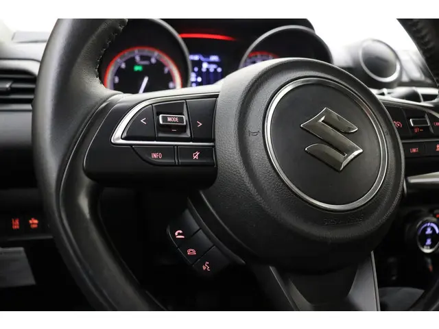 Suzuki Swift 1.2 Stijl Smart Hybrid 2019 Benzine 26