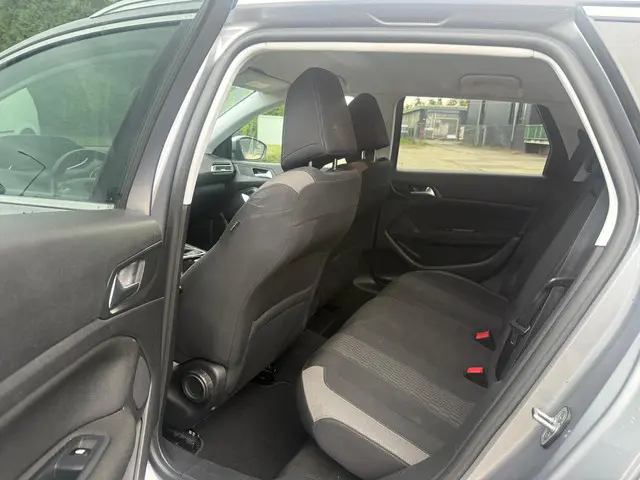 Peugeot 308 SW 1.2 PureTech Style 2015 Benzine 15