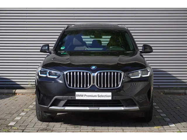 BMW X3 xDrive30e 2022 Hybride Benzine 3