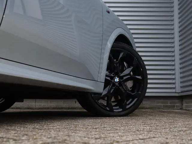 BMW X2 M35i xDrive 2025 Benzine 7