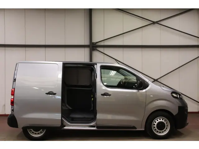 Fiat Scudo 1.5 MULTIJET 120 COMPACT BUSINESS 2022 Diesel 4
