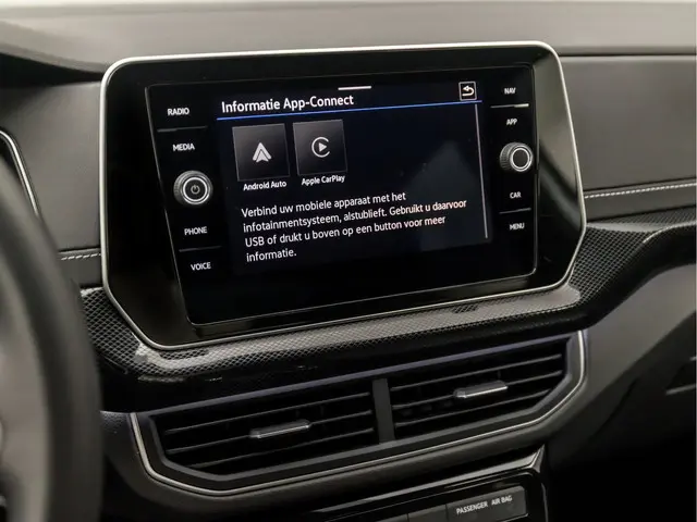 Volkswagen T-Cross 1.5 TSI R-Line 2025 Benzine 31