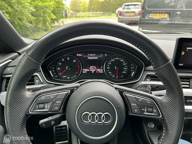 Audi A5 Coupé 40 TFSI Sport S-Line Edition 2019 Benzine 9